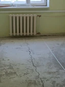Помещение общей площадью 517,7 кв. м с кадастровым номером 86:07:0103008:3571 и доля 56/100 в праве на земельный участок с кадастровым номером 86:07:0103008:114, по адресу: Октябрьский муниципальный район, пгт. Октябрьское, ул. Ленина, д. 15, пом. 1